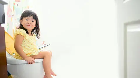 Tips Melatih si Kecil Toilet Training