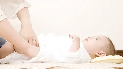 Pup Bayi Baru Lahir Kotoran bayi yang baru lahir