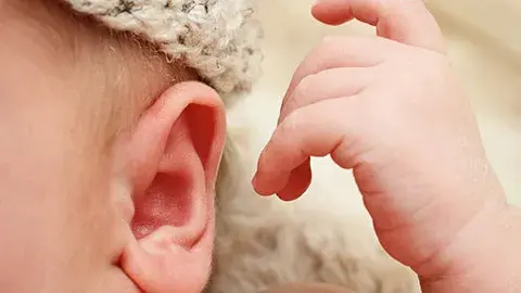 Komunikasi Bayi Baru Lahir