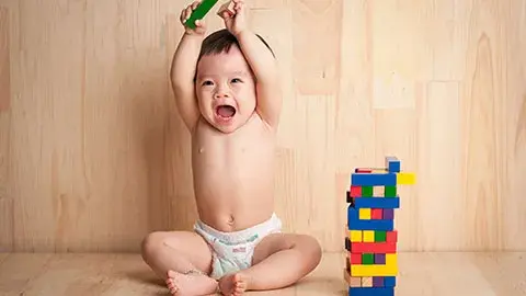 Stimulasi si kecil usia 7-9 bulan