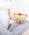 Makanan yang Harus Dihindari Ibu Saat Hamil